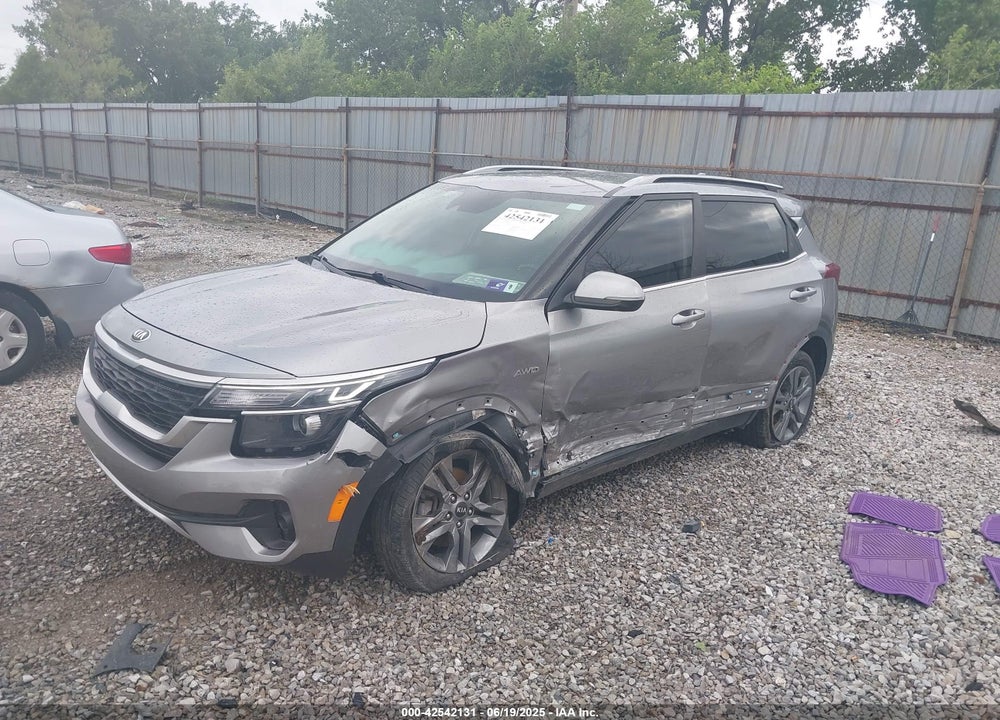 2021 KIA SELTOS VIN: KNDEUCAA2M7099890