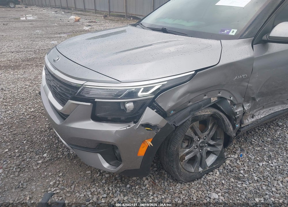 2021 KIA SELTOS VIN: KNDEUCAA2M7099890