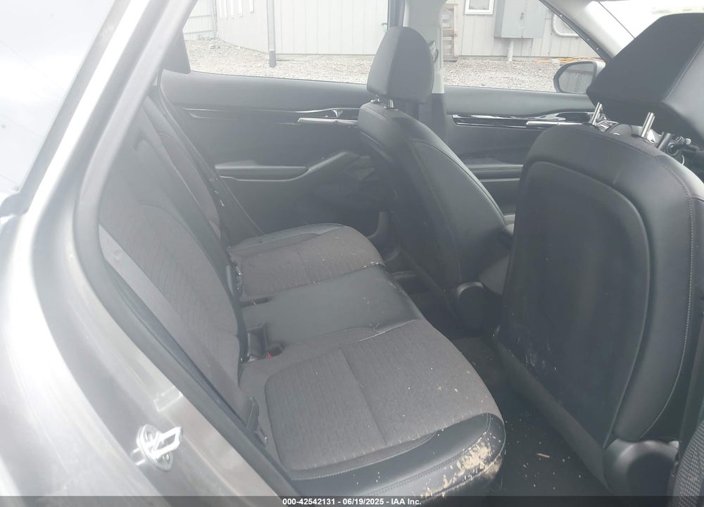 2021 KIA SELTOS VIN: KNDEUCAA2M7099890