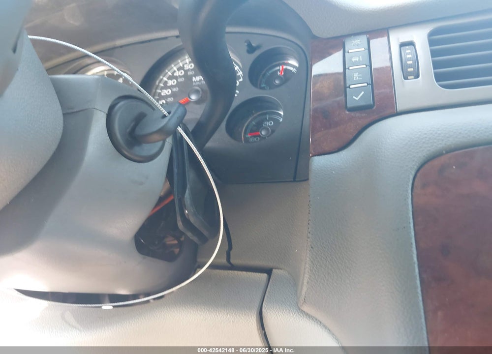 2012 CHEVROLET TAHOE LT VIN: 1GNSCBE01CR123298