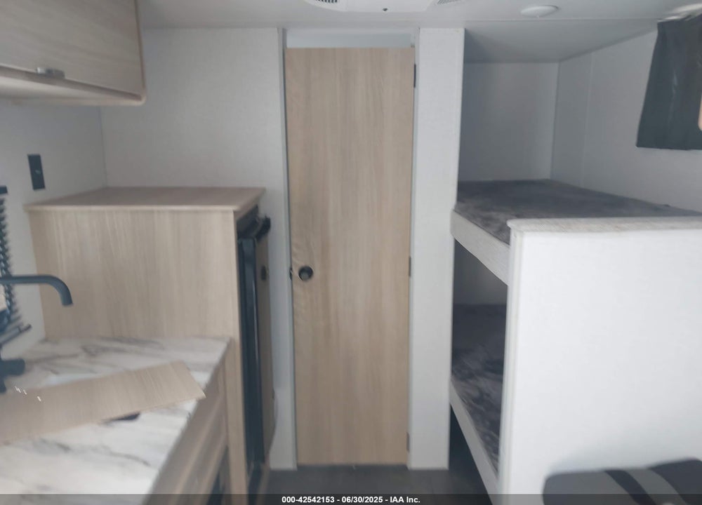 2024 FOREST RIVER OTHER VIN: 4X4TSM713RY013914