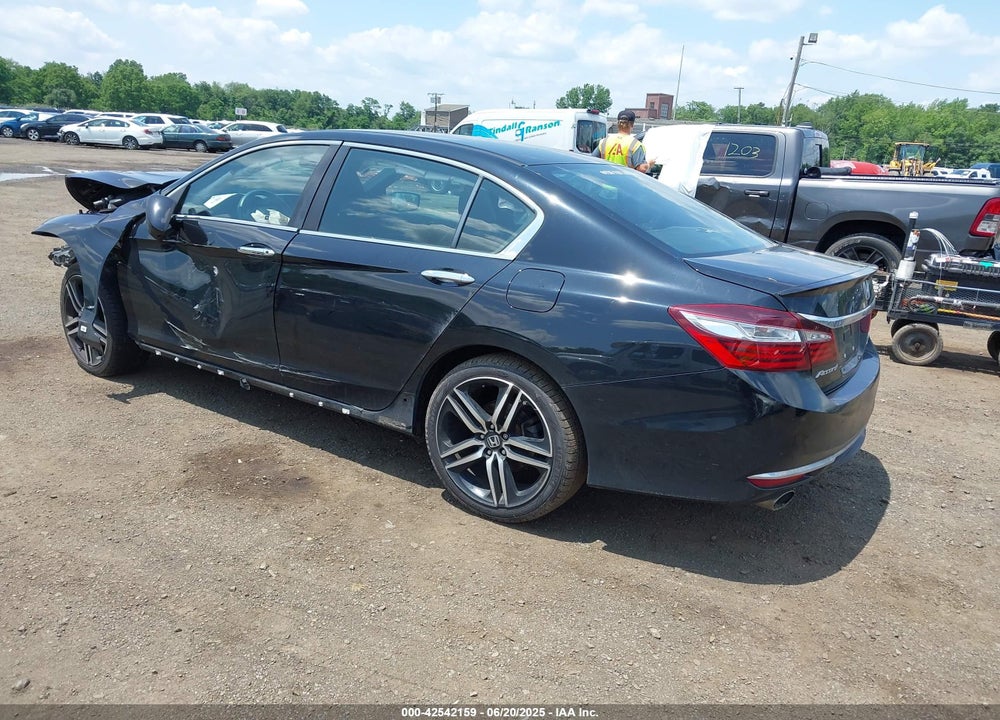 2017 HONDA ACCORD VIN: 1HGCR2F14HA270967