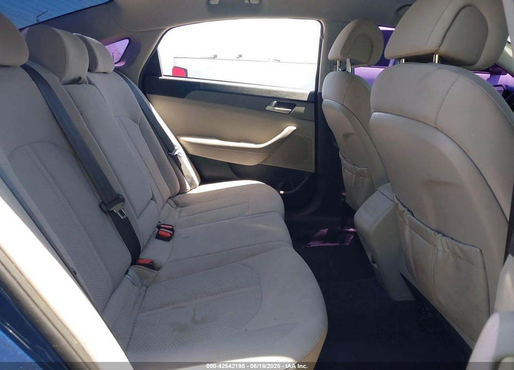 2015 HYUNDAI SONATA VIN: 5NPE24AF3FH119084