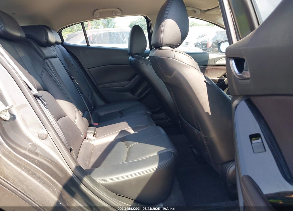 2017 MAZDA 3 VIN: JM1BN1L76H1101767