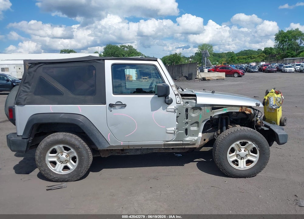 2010 JEEP WRANGLER / VIN: 1J4AA2D12AL104743