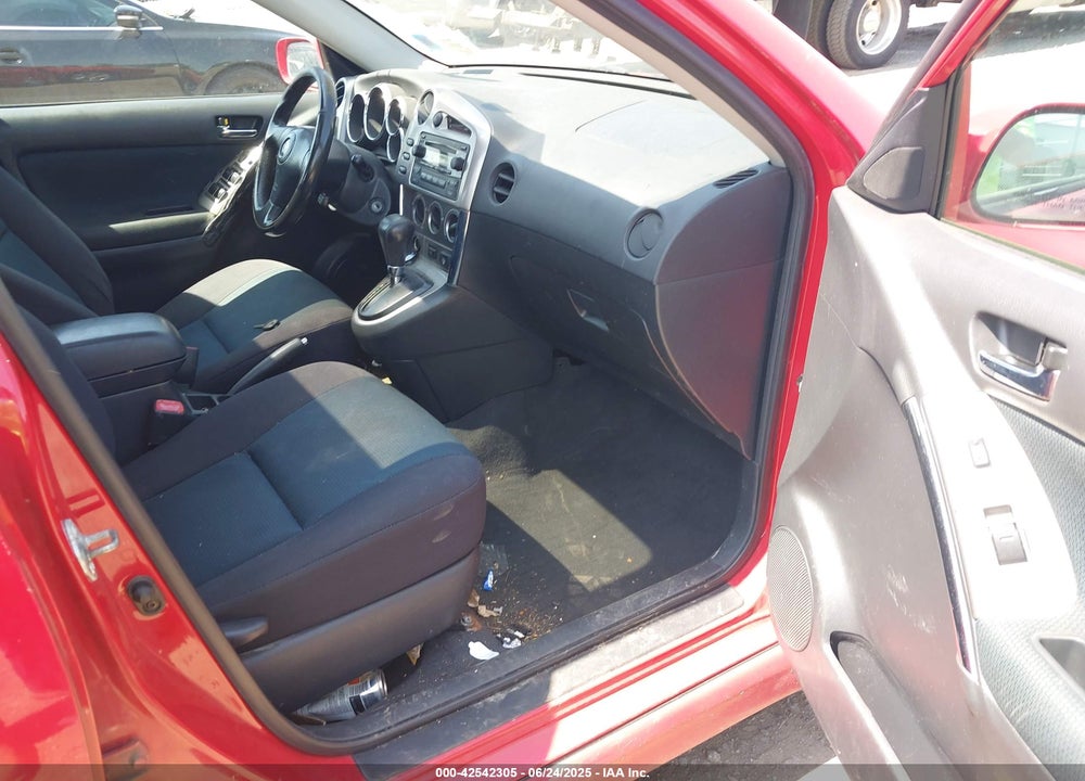 2005 TOYOTA MATRIX VIN: 2T1KR32EX5C377473