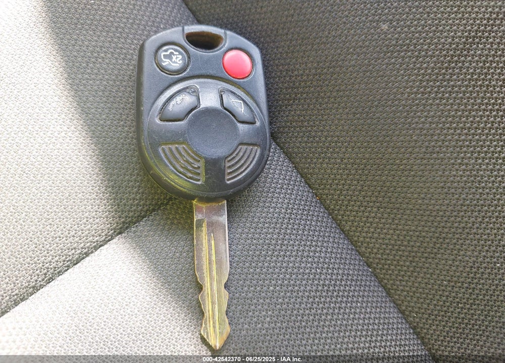 2010 FORD ESCAPE VIN: 1FMCU0D70AKC99788