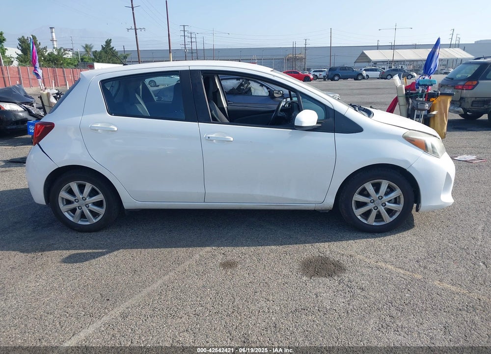 2015 TOYOTA YARIS LE VIN: VNKKTUD36FA054974