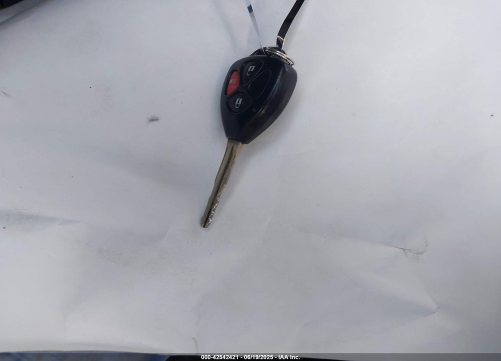 2015 TOYOTA YARIS LE VIN: VNKKTUD36FA054974