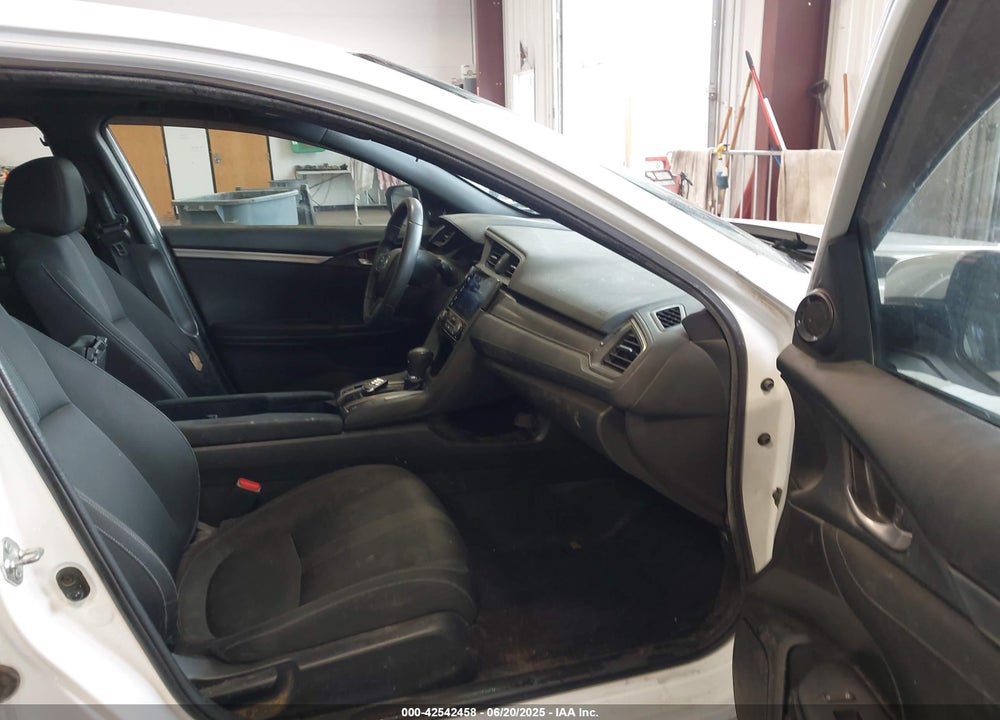 2017 HONDA CIVIC EX VIN: SHHFK7H53HU200508
