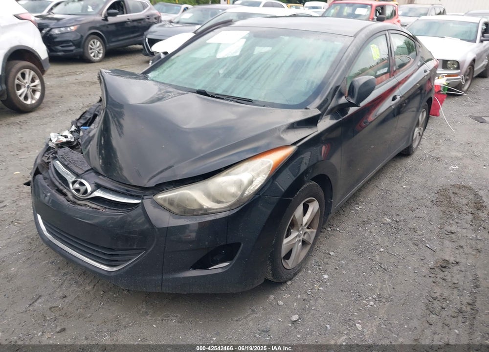 2013 HYUNDAI ELANTRA GLS VIN: KMHDH4AE1DU748410