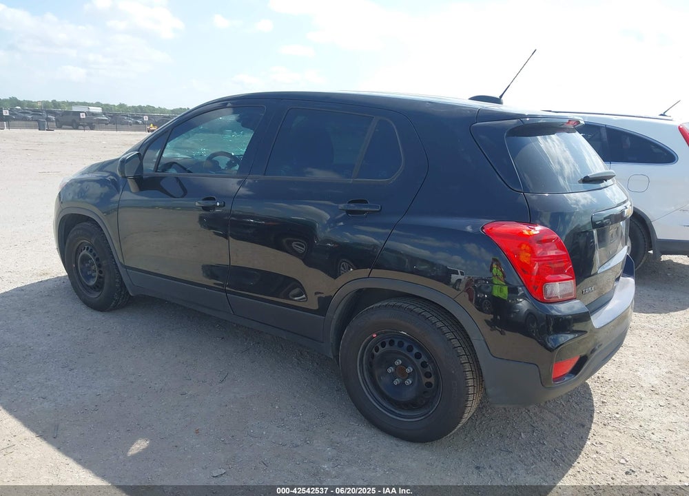 2017 CHEVROLET TRAX LS VIN: 3GNCJKSB0HL279573