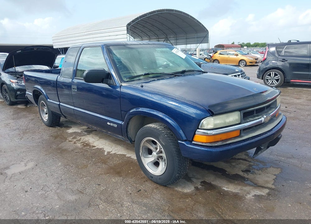 2002 CHEVROLET S-10 LS VIN: 1GCCS19WX28242870
