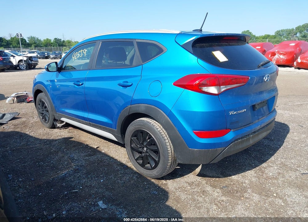 2017 HYUNDAI TUCSON SE VIN: KM8J3CA47HU443034