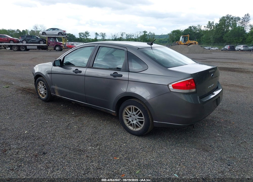 2011 FORD FOCUS VIN: 1FAHP3FN8BW121772