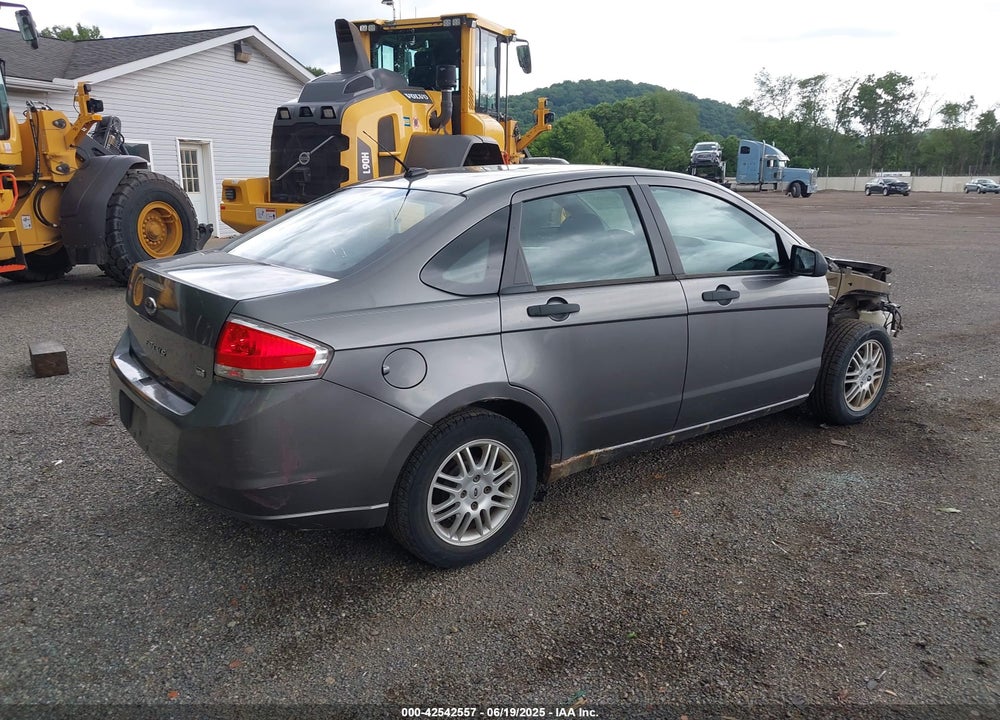 2011 FORD FOCUS VIN: 1FAHP3FN8BW121772