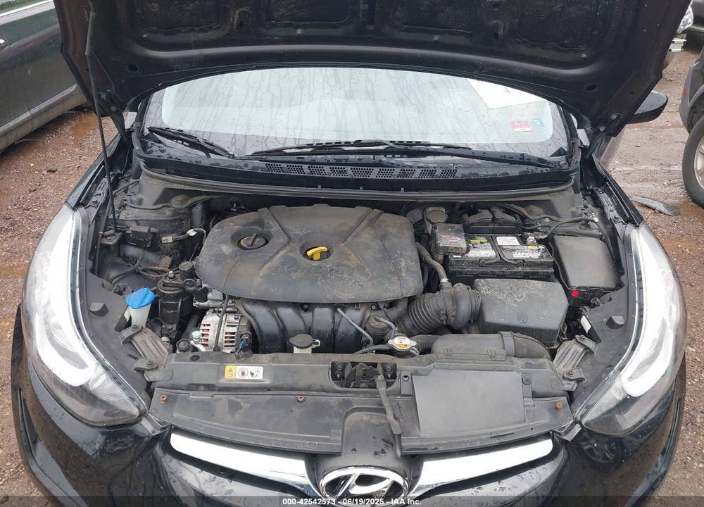 2016 HYUNDAI ELANTRA VIN: 5NPDH4AE1GH776288