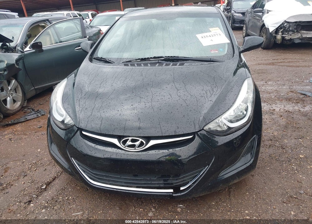 2016 HYUNDAI ELANTRA VIN: 5NPDH4AE1GH776288