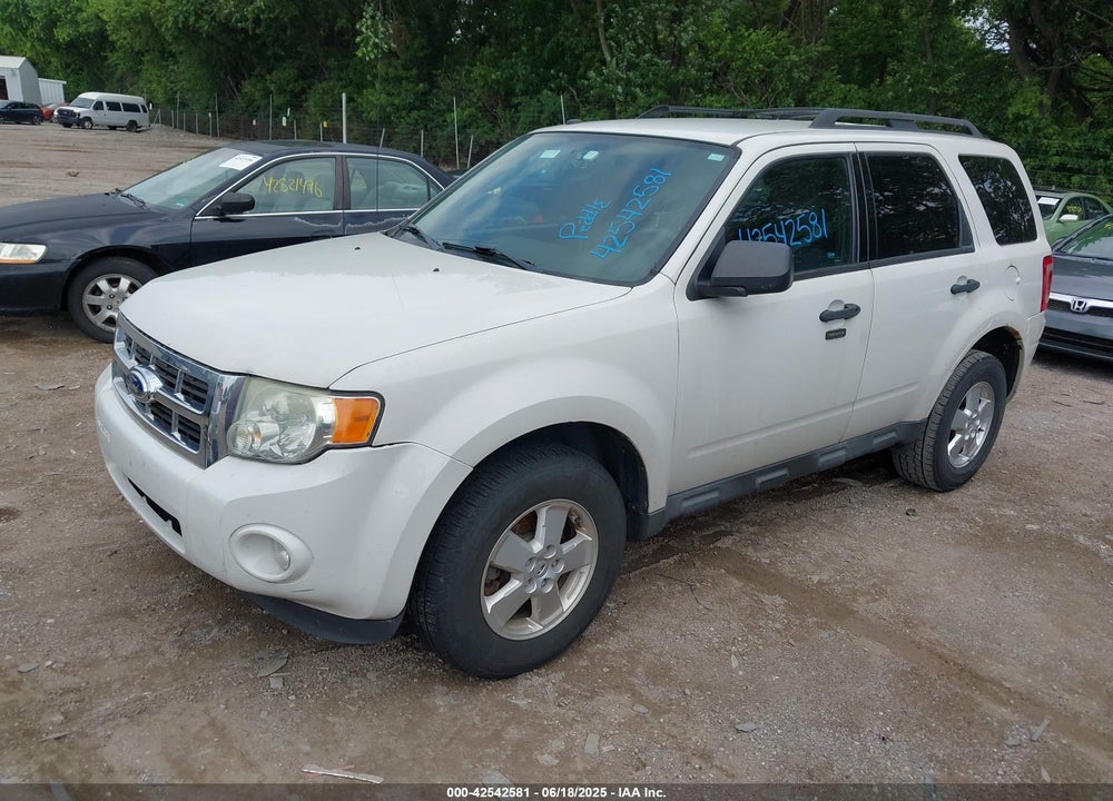 2011 FORD ESCAPE VIN: 1FMCU9DG1BKA63740