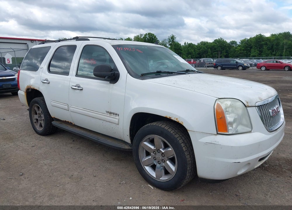 2011 GMC YUKON SLT VIN: 1GKS2CE07BR207565