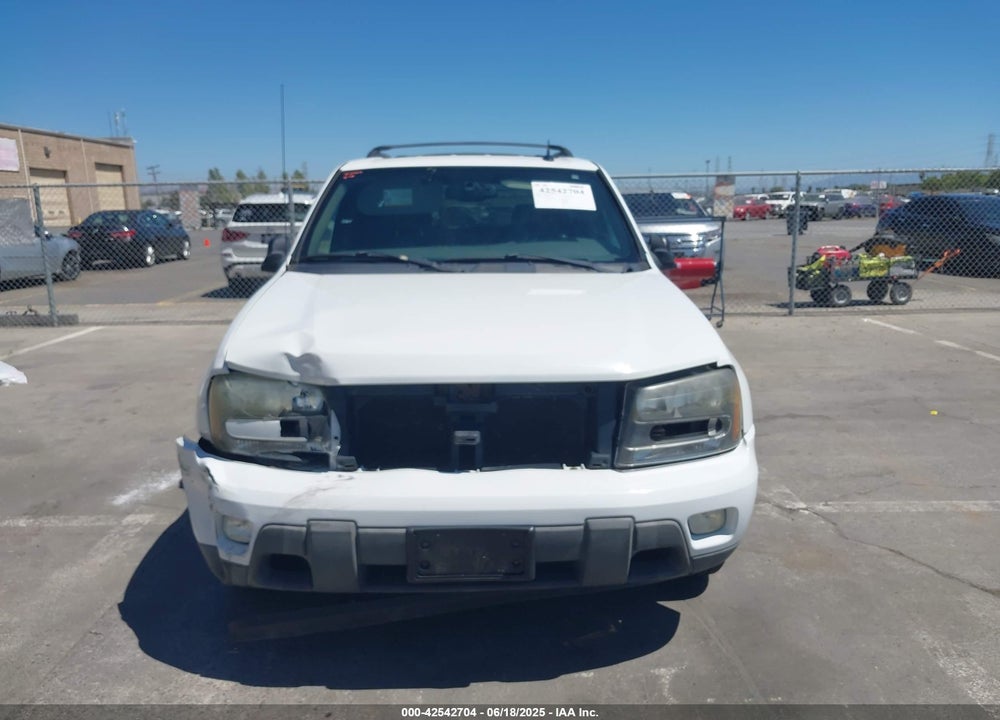 2004 CHEVROLET TRAILBLAZER LT VIN: 1GNDS13S542172315