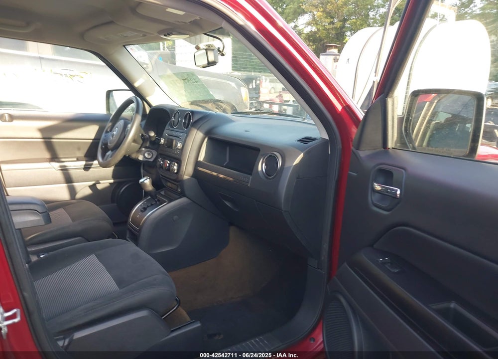 2016 JEEP PATRIOT VIN: 1C4NJRBB2GD691962