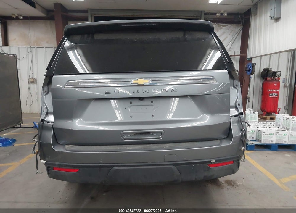 2022 CHEVROLET SUBURBAN VIN: 1GNSKBKD0NR175213
