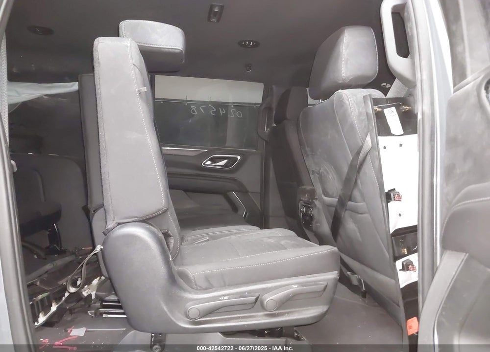 2022 CHEVROLET SUBURBAN VIN: 1GNSKBKD0NR175213