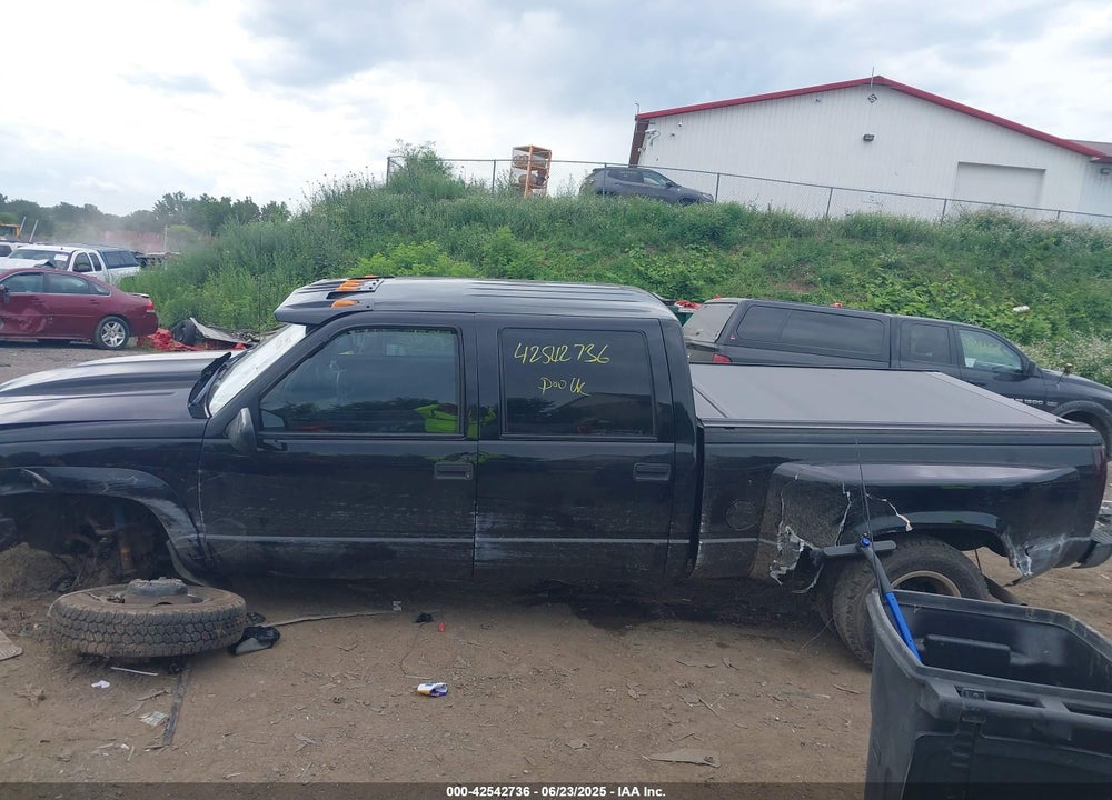 1999 CHEVROLET K3500 VIN: 1GCHK33J3XF016767