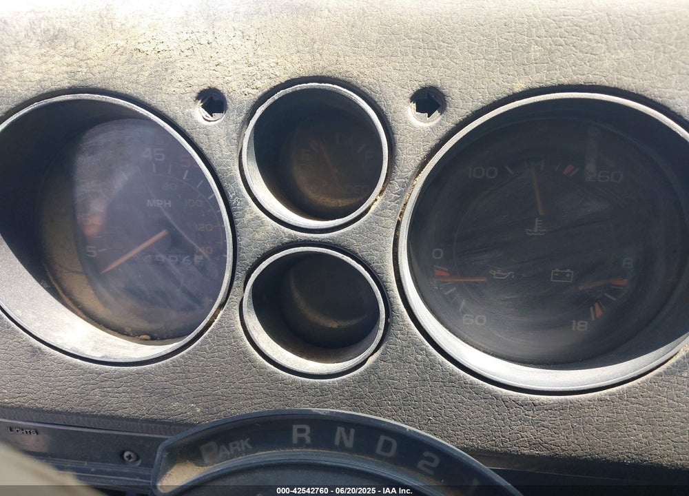 1982 CHEVROLET G10 VIN: 1GCDG15D0C7113912