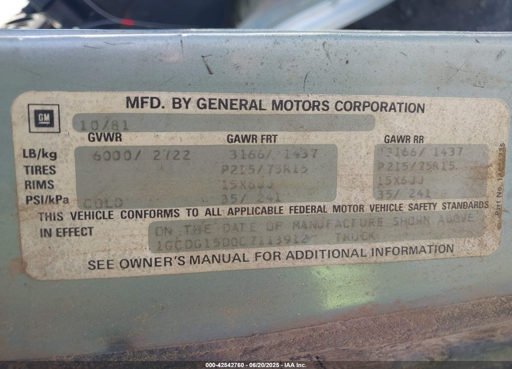 1982 CHEVROLET G10 VIN: 1GCDG15D0C7113912