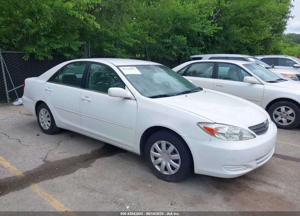 2002 TOYOTA CAMRY LE VIN: 4T1BE32K92U047903