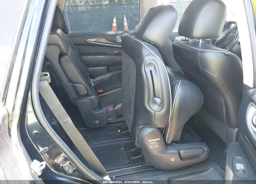 2016 INFINITI QX60 VIN: 5N1AL0MM1GC523525