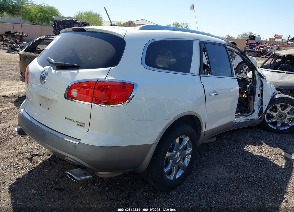 2008 BUICK ENCLAVE CXL VIN: 5GAER23758J106113
