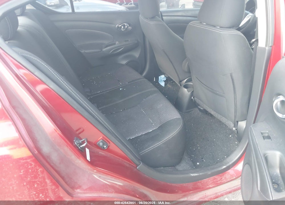 2018 NISSAN VERSA VIN: 3N1CN7AP1JL879681