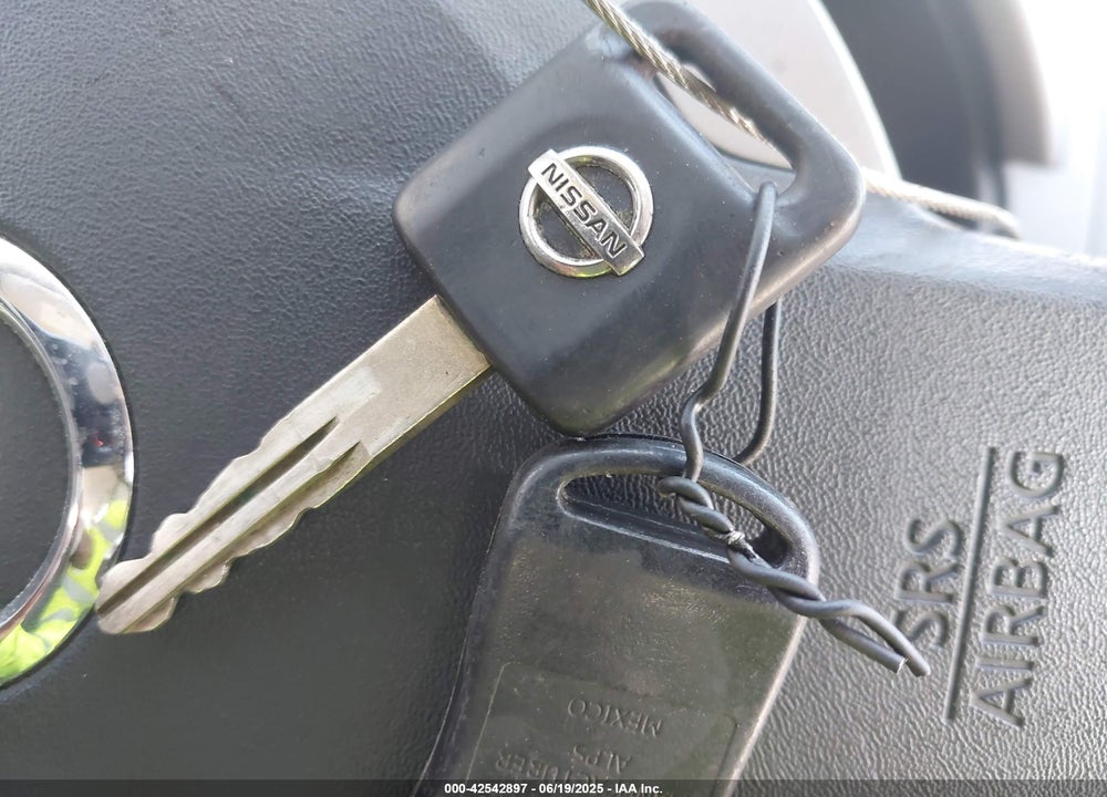 2008 NISSAN SENTRA 2.0S VIN: 3N1AB61E08L636737
