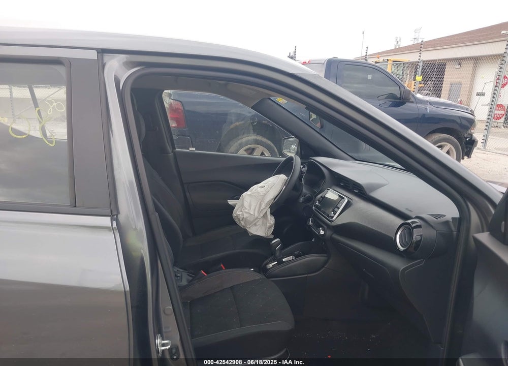 2019 NISSAN KICKS VIN: 3N1CP5CU3KL540889