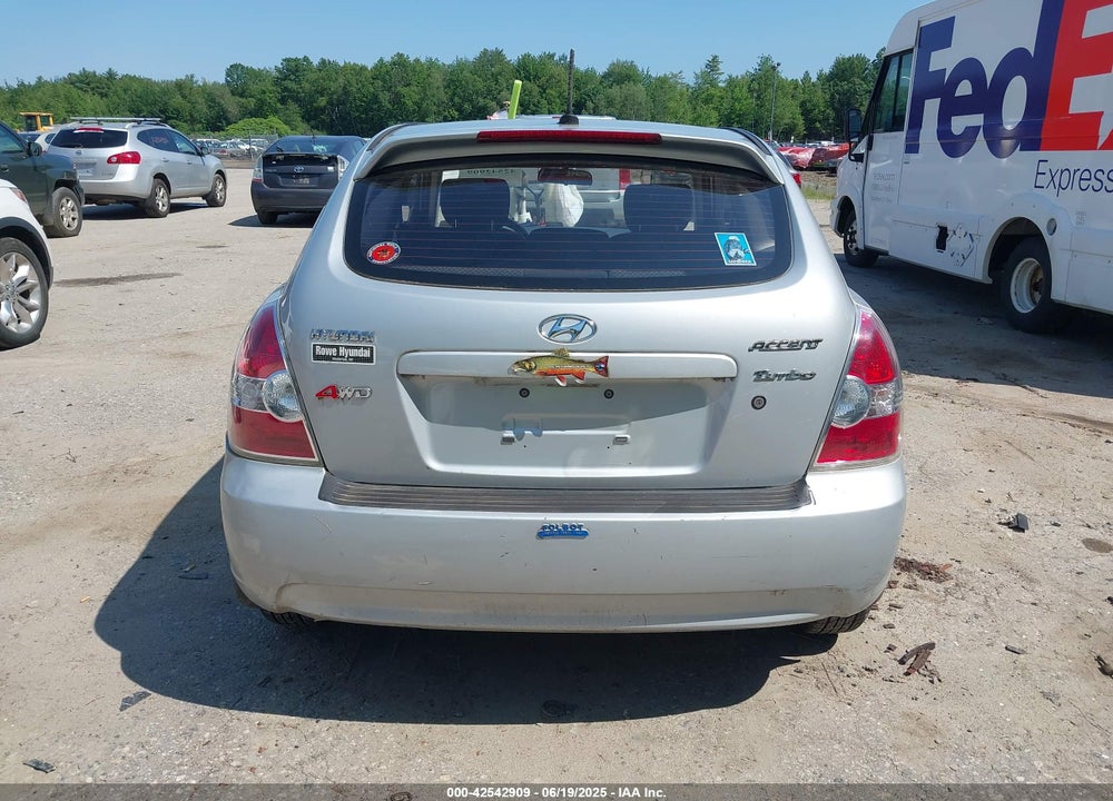 2009 HYUNDAI ACCENT VIN: KMHCM36C19U138586