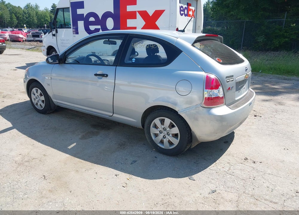 2009 HYUNDAI ACCENT VIN: KMHCM36C19U138586