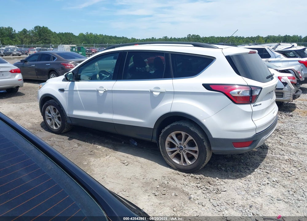 2018 FORD ESCAPE SE VIN: 1FMCU0GD7JUC90284