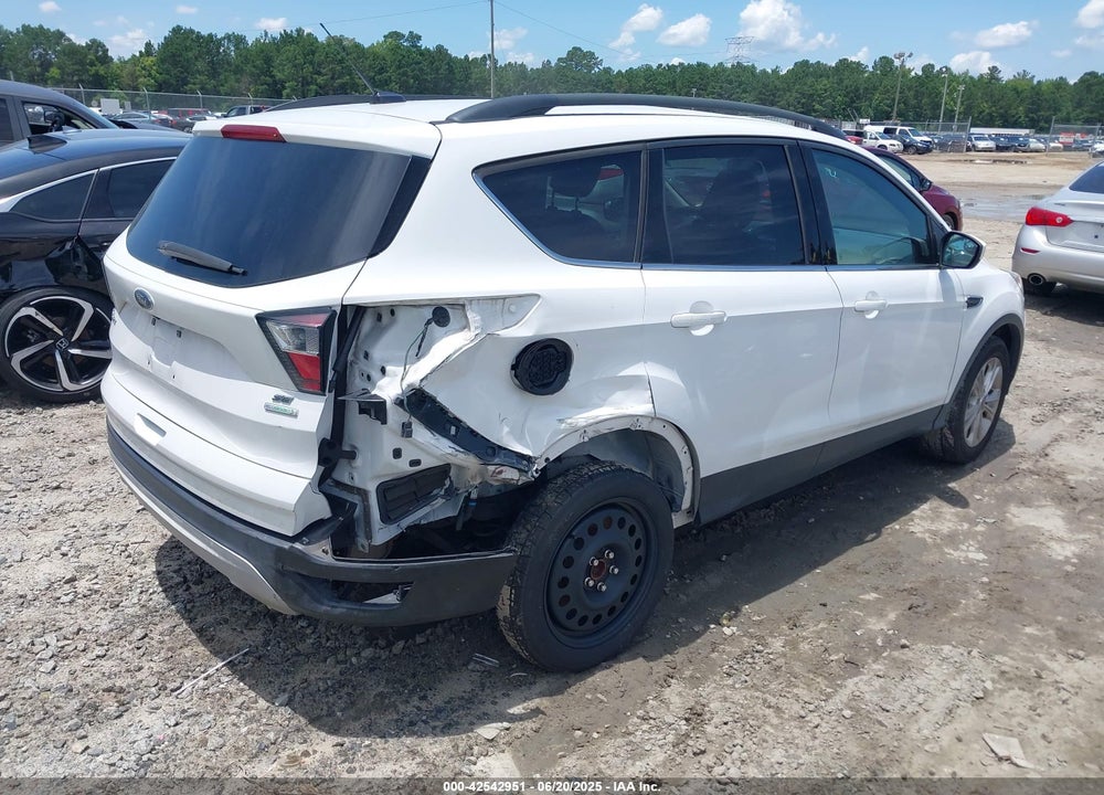 2018 FORD ESCAPE SE VIN: 1FMCU0GD7JUC90284