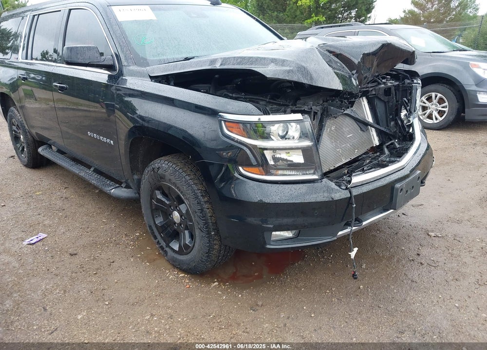 2018 CHEVROLET SUBURBAN VIN: 1GNSKHKC9JR221982