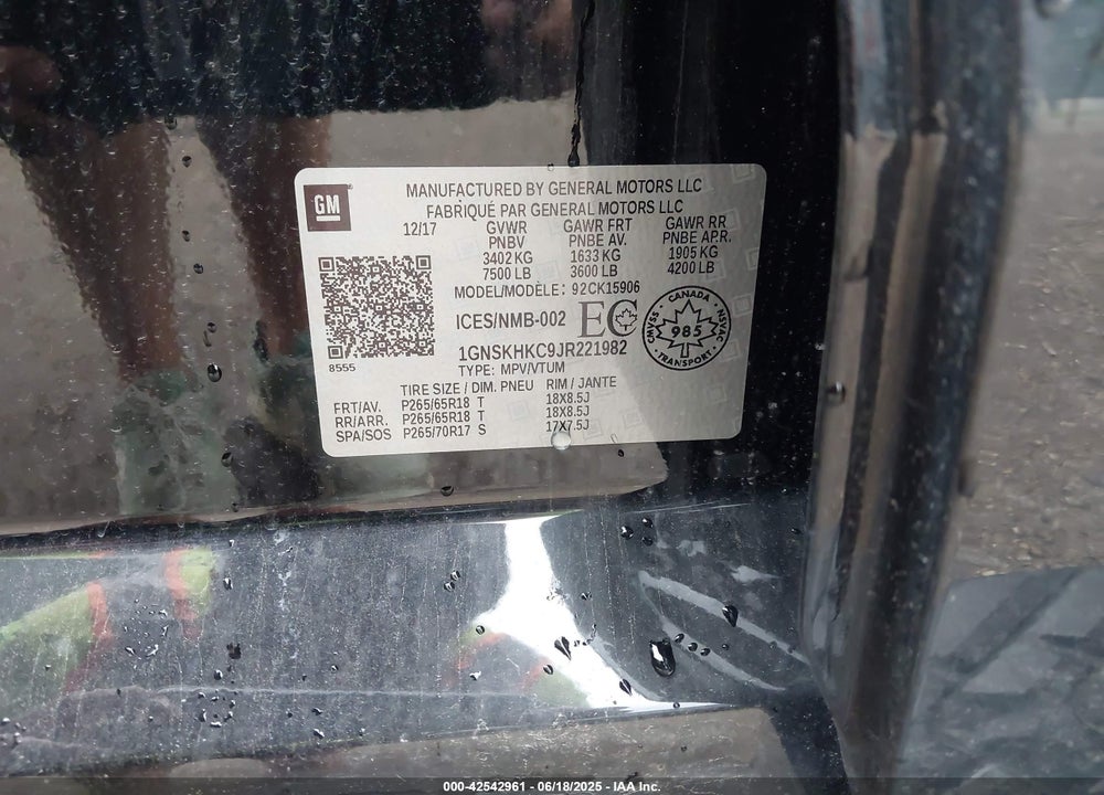 2018 CHEVROLET SUBURBAN VIN: 1GNSKHKC9JR221982