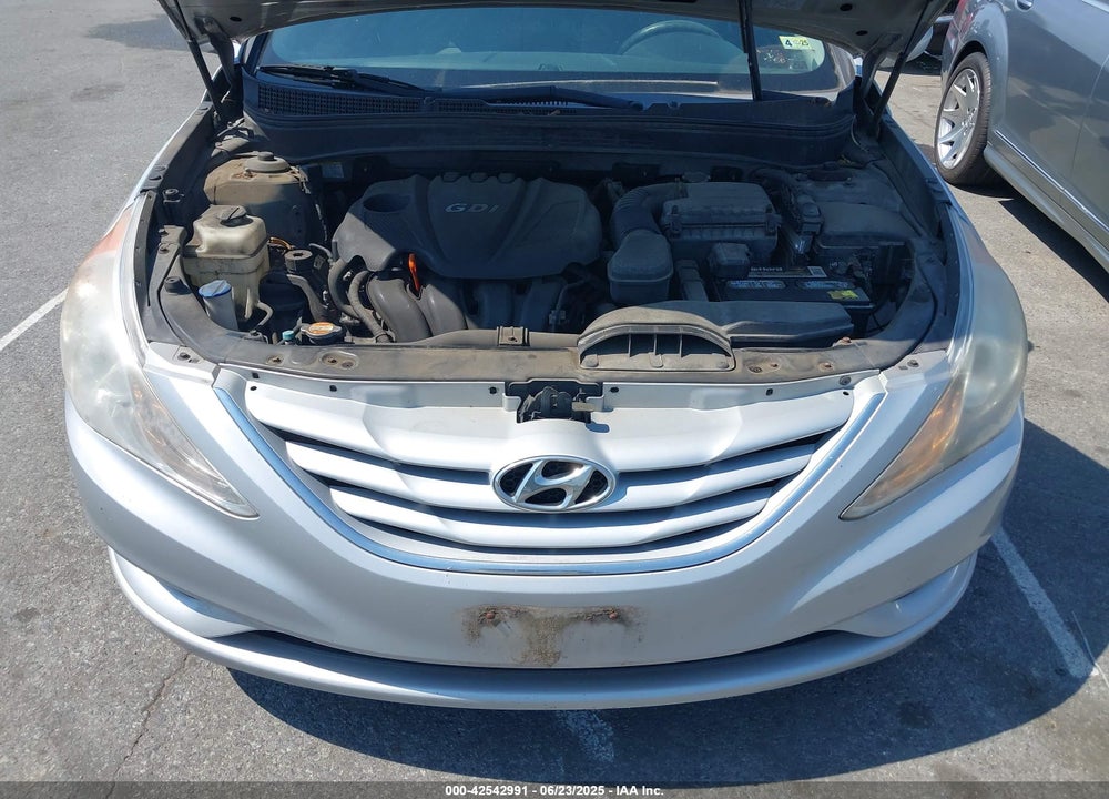 2011 HYUNDAI SONATA VIN: 5NPEB4AC4BH013906