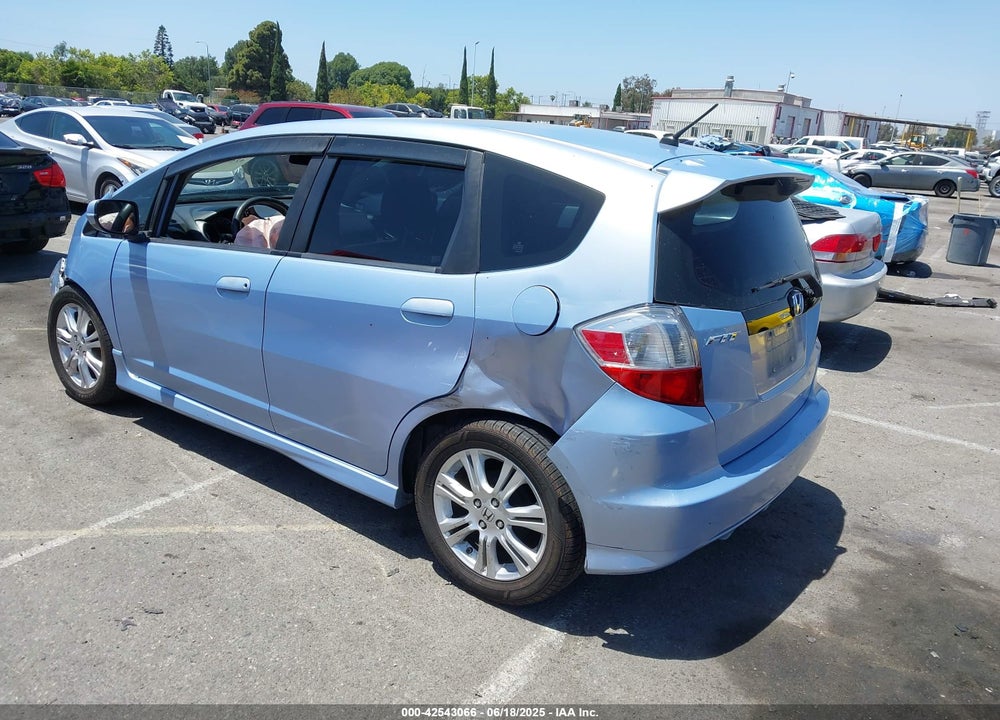 2009 HONDA FIT VIN: JHMGE88439S007689