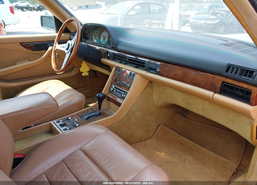 1984 MERCEDES-BENZ 150000 VIN: WDB1260441A072618