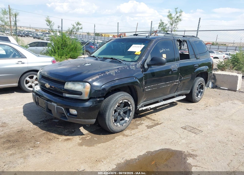 2005 CHEVROLET TRAILBLAZER LT VIN: 1GNDT13SX52291900