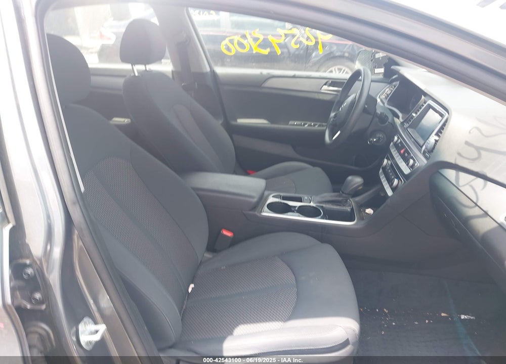 2018 HYUNDAI SONATA VIN: 5NPE24AF2JH710015