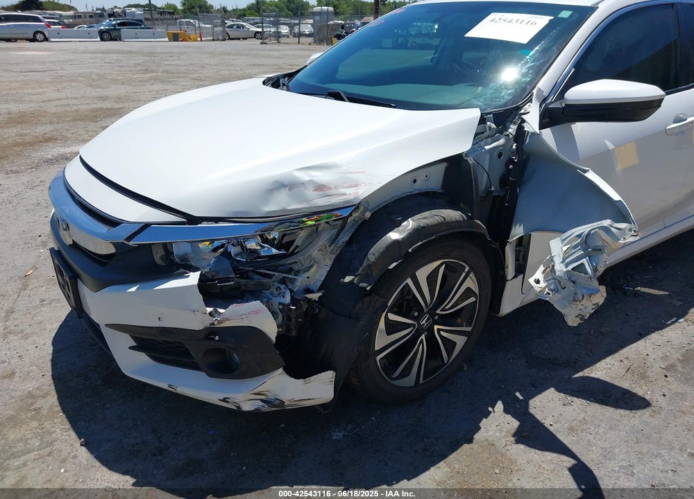 2017 HONDA CIVIC VIN: 19XFC1F33HE204819