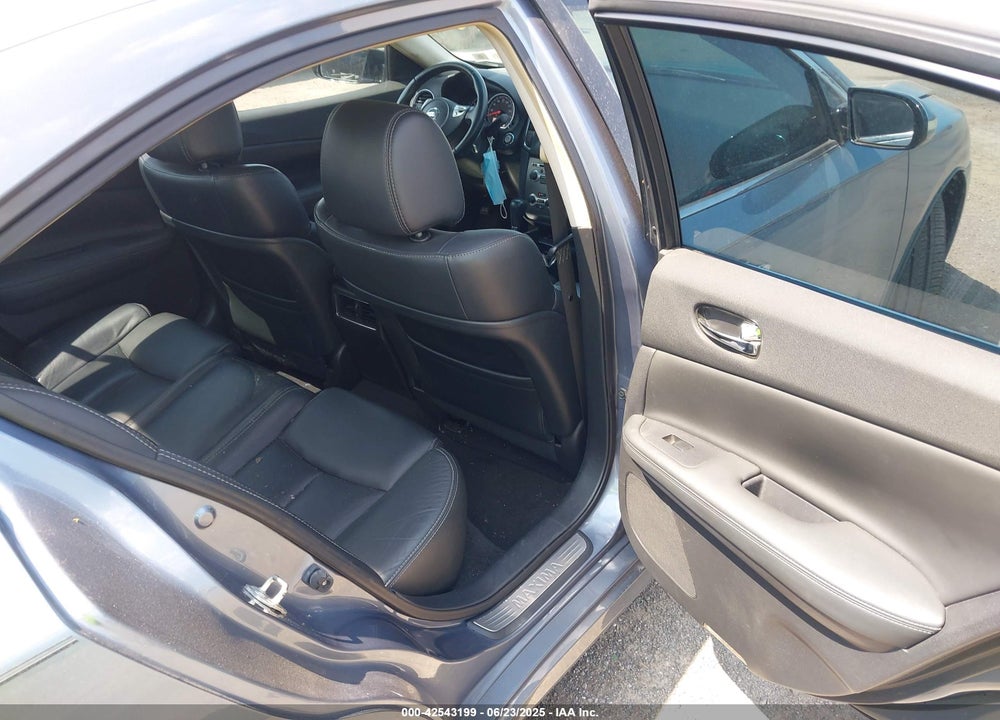2011 NISSAN MAXIMA VIN: 1N4AA5AP2BC851170